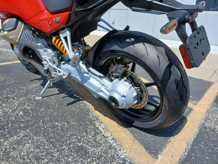 2025 Moto Guzzi V100