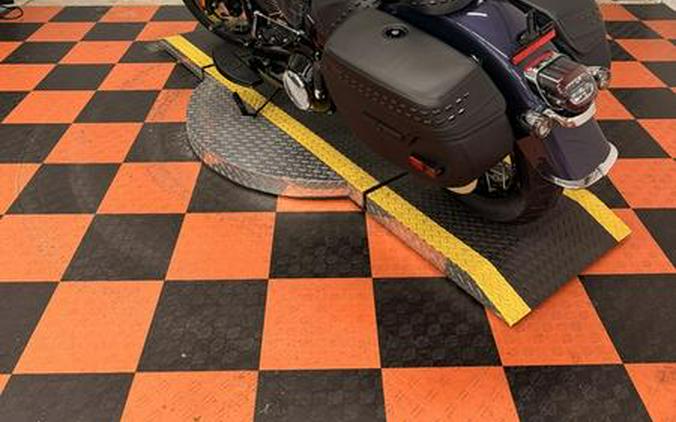2026 Harley-Davidson® FLHC - Heritage Classic