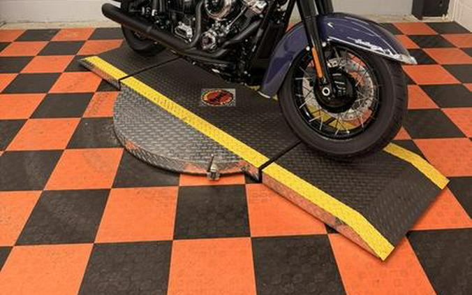 2026 Harley-Davidson® FLHC - Heritage Classic