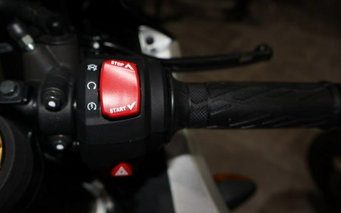 2025 Suzuki GSX-R1000