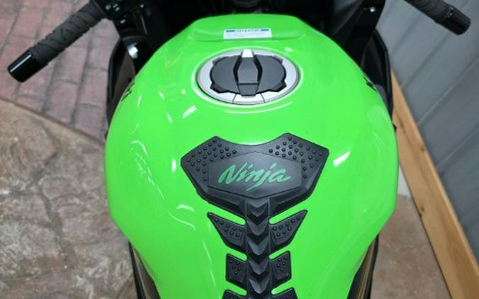2024 Kawasaki Ninja ZX-4RR KRT Edition ABS