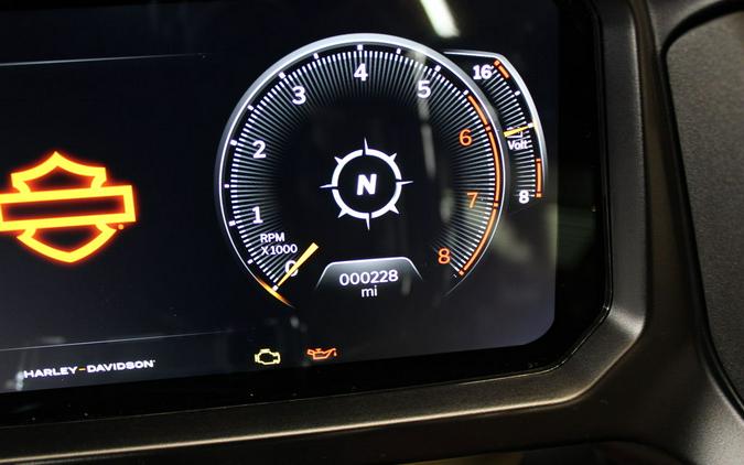 2025 Harley-Davidson® FLTRX - Road Glide®