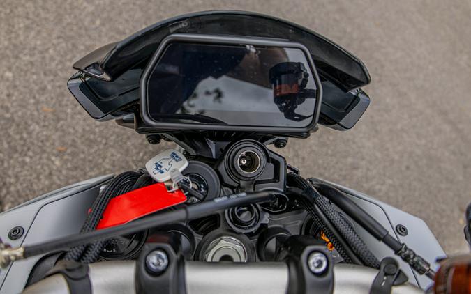 2025 YAMAHA MT-10
