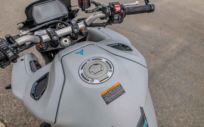 2025 YAMAHA MT-10