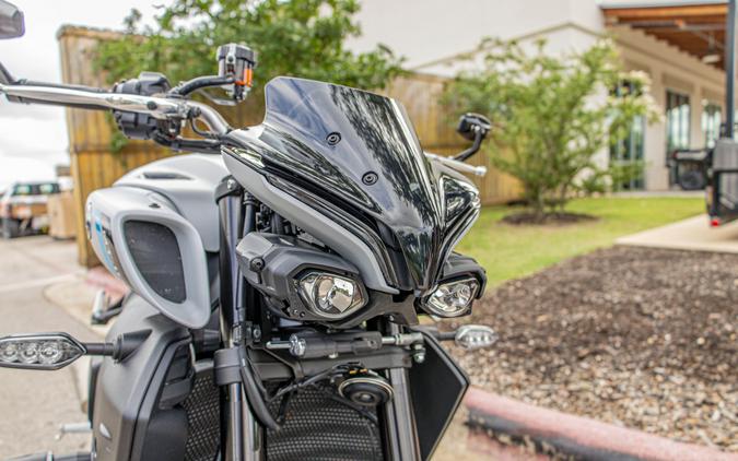 2025 YAMAHA MT-10