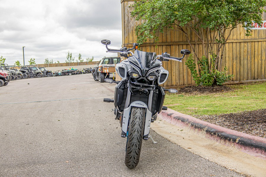 2025 YAMAHA MT-10