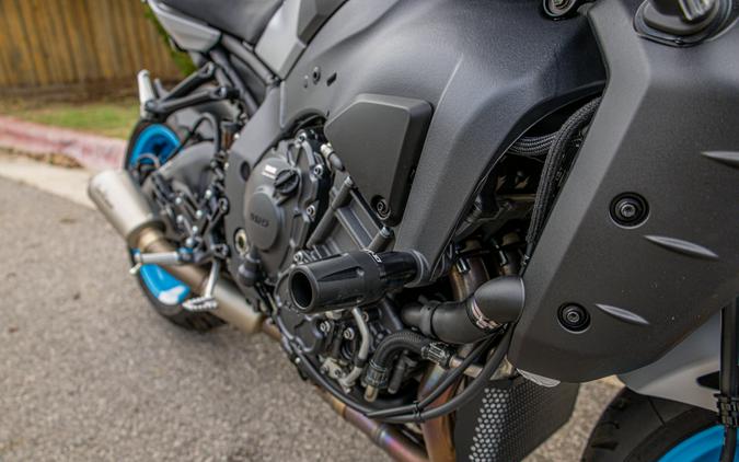 2025 YAMAHA MT-10