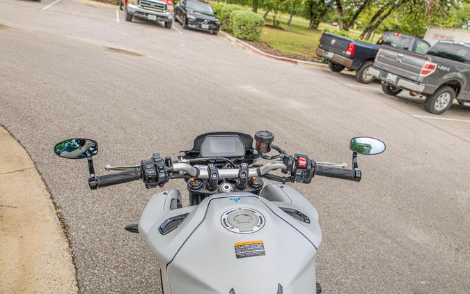 2025 YAMAHA MT-10