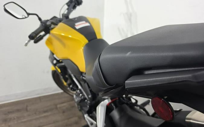 2025 Honda CB300R