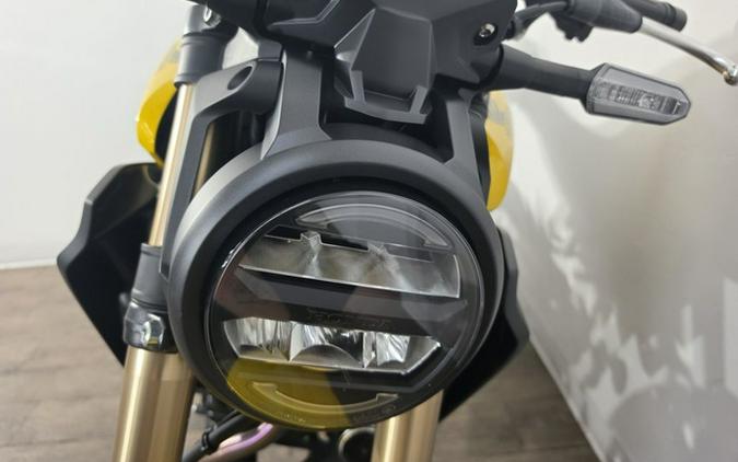 2025 Honda CB300R