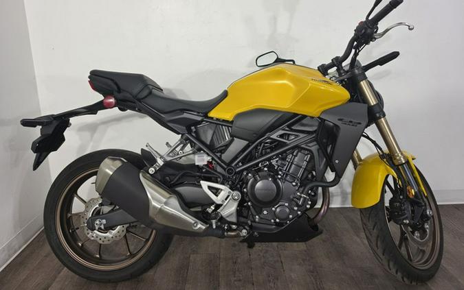 2025 Honda CB300R