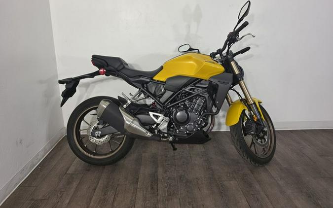 2025 Honda CB300R
