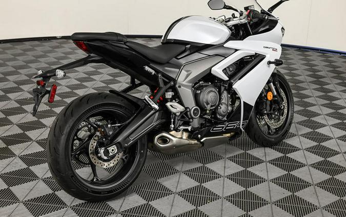 2025 Triumph Daytona 660 Snowdonia White/Sapphire Black