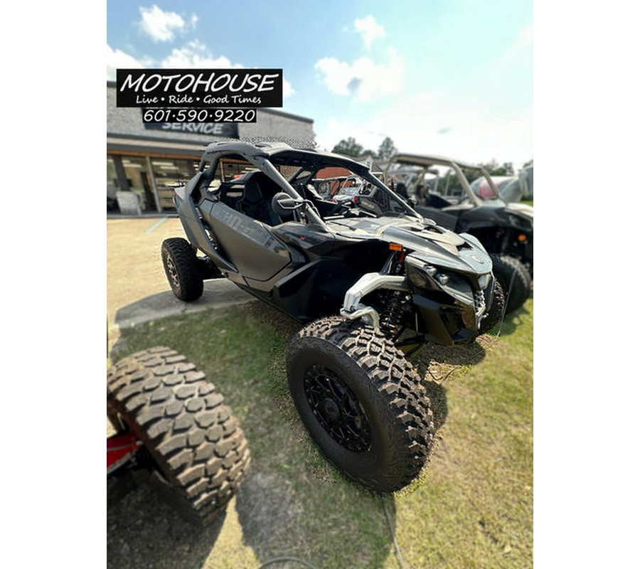 2024 Can-Am® Maverick R X RS Triple Black