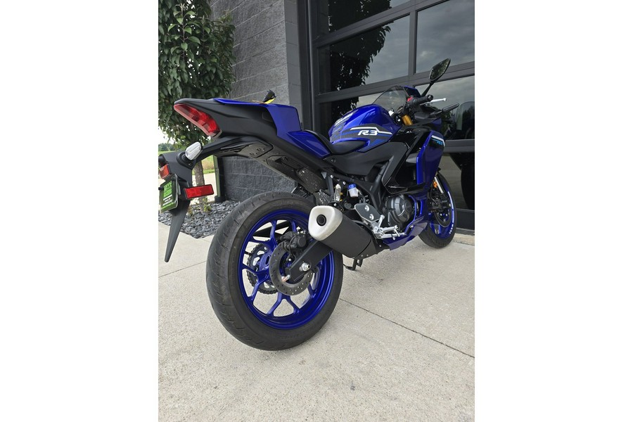 2025 Yamaha YZF R3