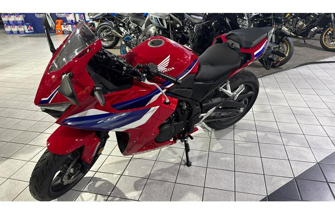 2025 Honda CBR500RA