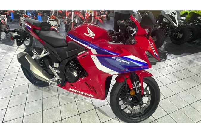 2025 Honda CBR500RA