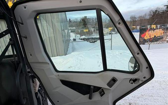 2022 Can-Am Defender XT HD9