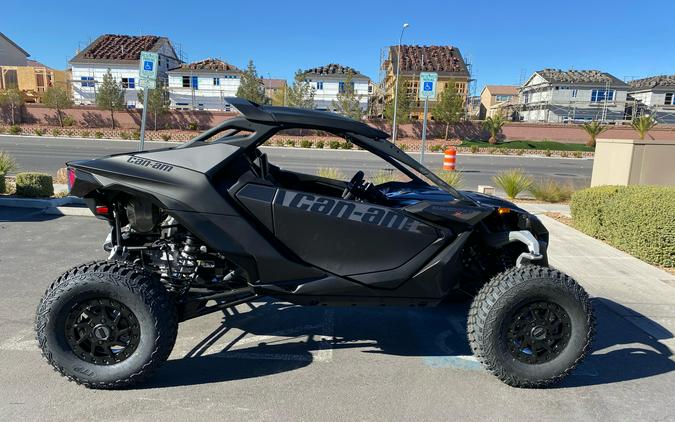 2024 Can-Am Maverick R X RS with Smart-Shox 999T DCT