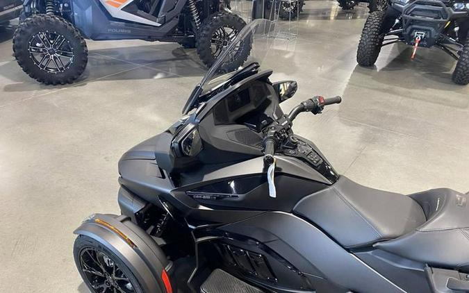 2023 Can-Am® Spyder RT Limited Dark Wheels