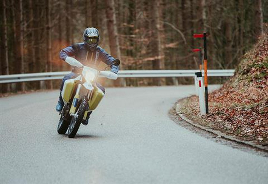 2020 Husqvarna 701 Enduro LR