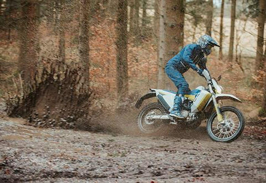 2020 Husqvarna 701 Enduro LR