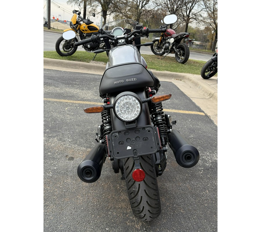 2024 Moto Guzzi V7