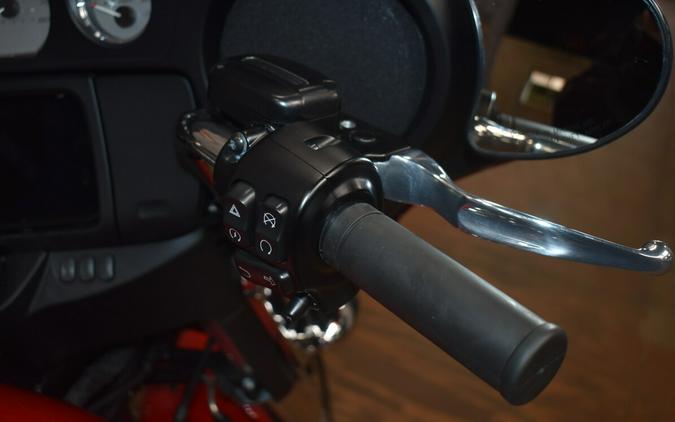 FLHX 2023 Street Glide®