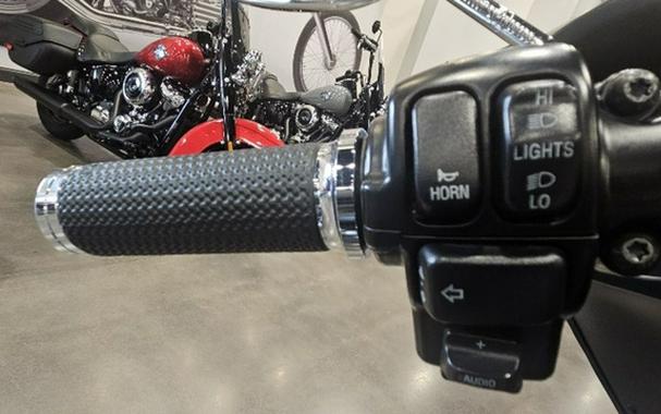 2013 Harley-Davidson FLHTC - Electra Glide Classic