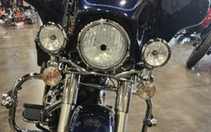 2013 Harley-Davidson FLHTC - Electra Glide Classic