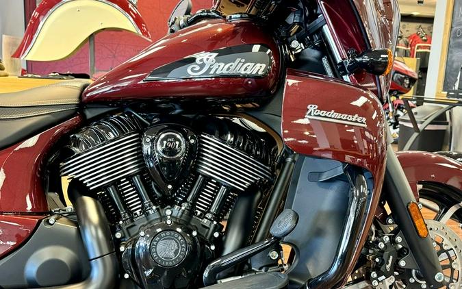 2024 Indian Motorcycle® Roadmaster® Dark Horse® w/Powerband Audio Package Maroon Metallic