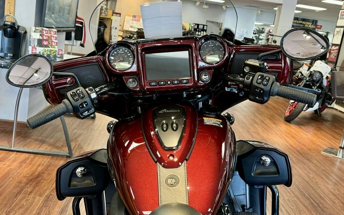 2024 Indian Motorcycle® Roadmaster® Dark Horse® w/Powerband Audio Package Maroon Metallic