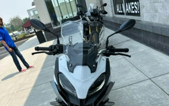 2023 BMW F 900 XR Sport