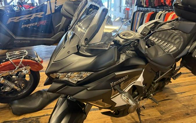 2019 Kawasaki Versys® 1000 SE LT+