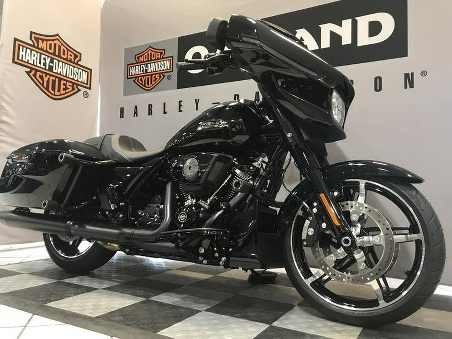2024 Harley-Davidson® FLHX - Street Glide®