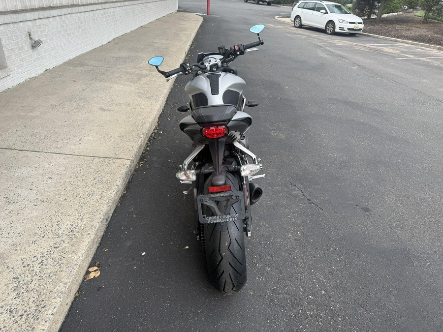 2018 Triumph STREET TRIPLE R