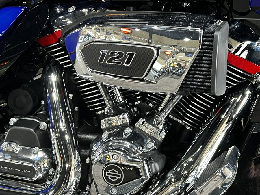 2025 Harley-Davidson CVO™ Road Glide™