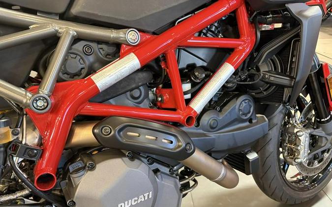 2025 Ducati Hypermotard 950 Ducati Red