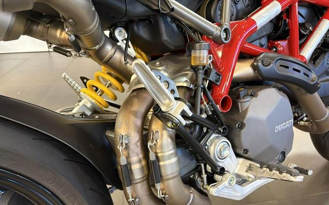 2025 Ducati Hypermotard 950 Ducati Red