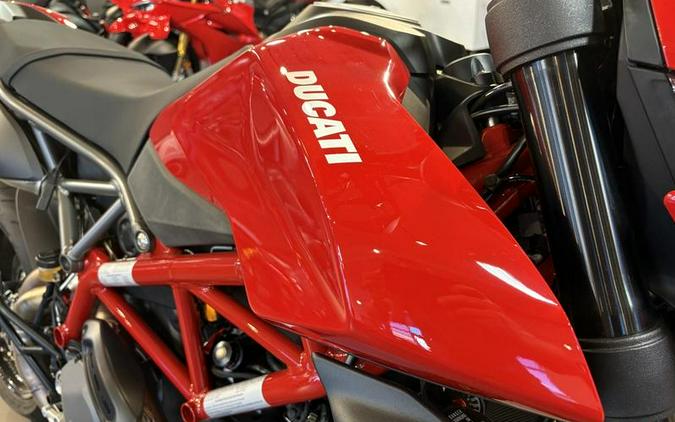 2025 Ducati Hypermotard 950 Ducati Red