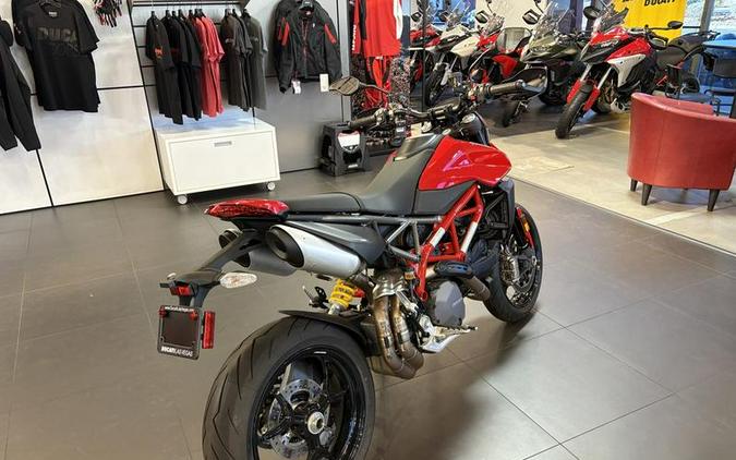 2025 Ducati Hypermotard 950 Ducati Red