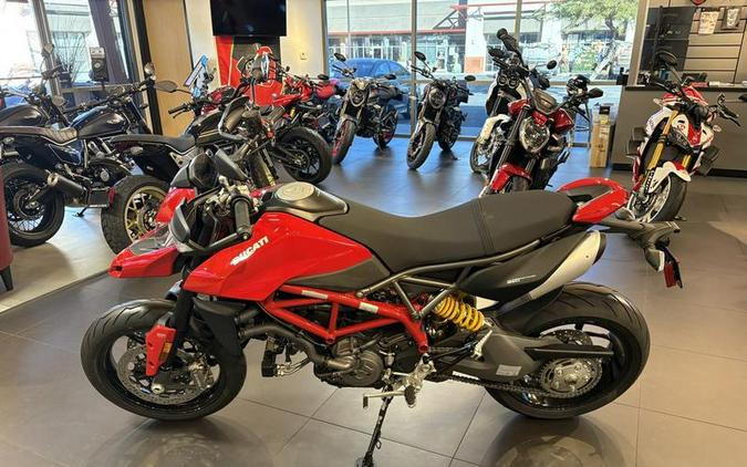 2025 Ducati Hypermotard 950 Ducati Red