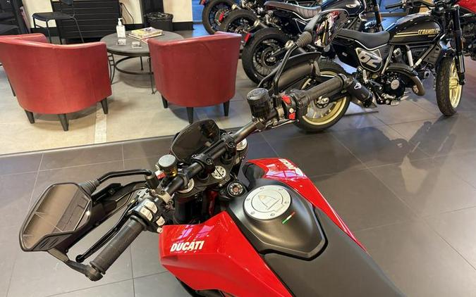 2025 Ducati Hypermotard 950 Ducati Red