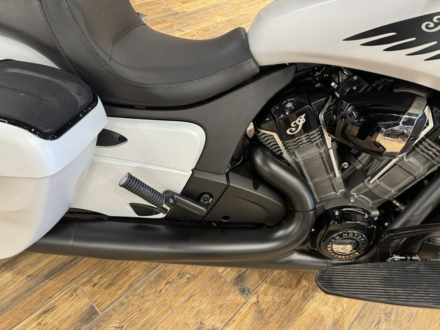 2025 Indian Chieftain PowerPlus Dark Horse w/PowerBand Audio