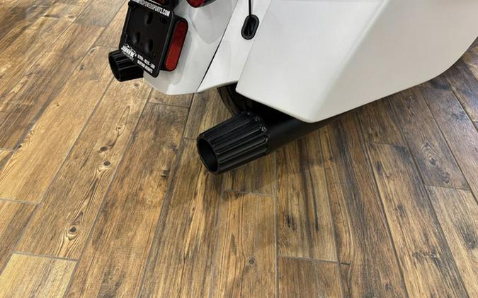 2025 Indian Chieftain PowerPlus Dark Horse w/PowerBand Audio