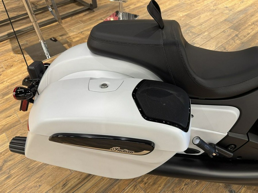 2025 Indian Chieftain PowerPlus Dark Horse w/PowerBand Audio