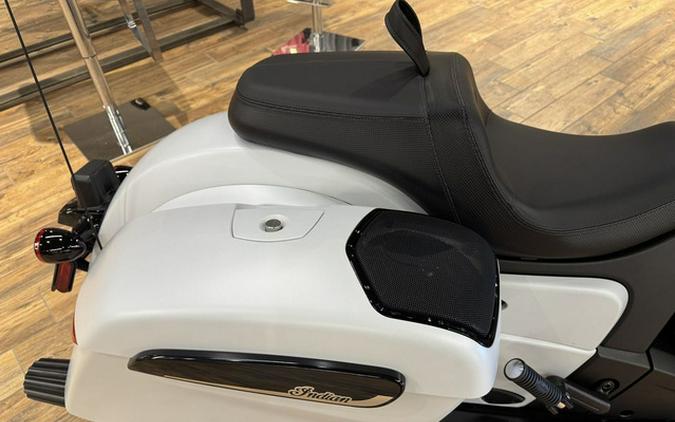 2025 Indian Chieftain PowerPlus Dark Horse w/PowerBand Audio