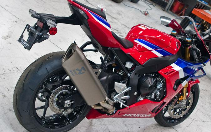 2025 Honda® CBR1000RR-R Fireblade SP