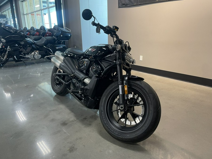 2025 Harley-Davidson® Sportster® S Vivid Black