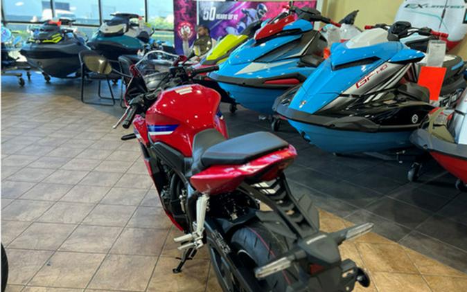 2026 Honda CBR650R E-Clutch